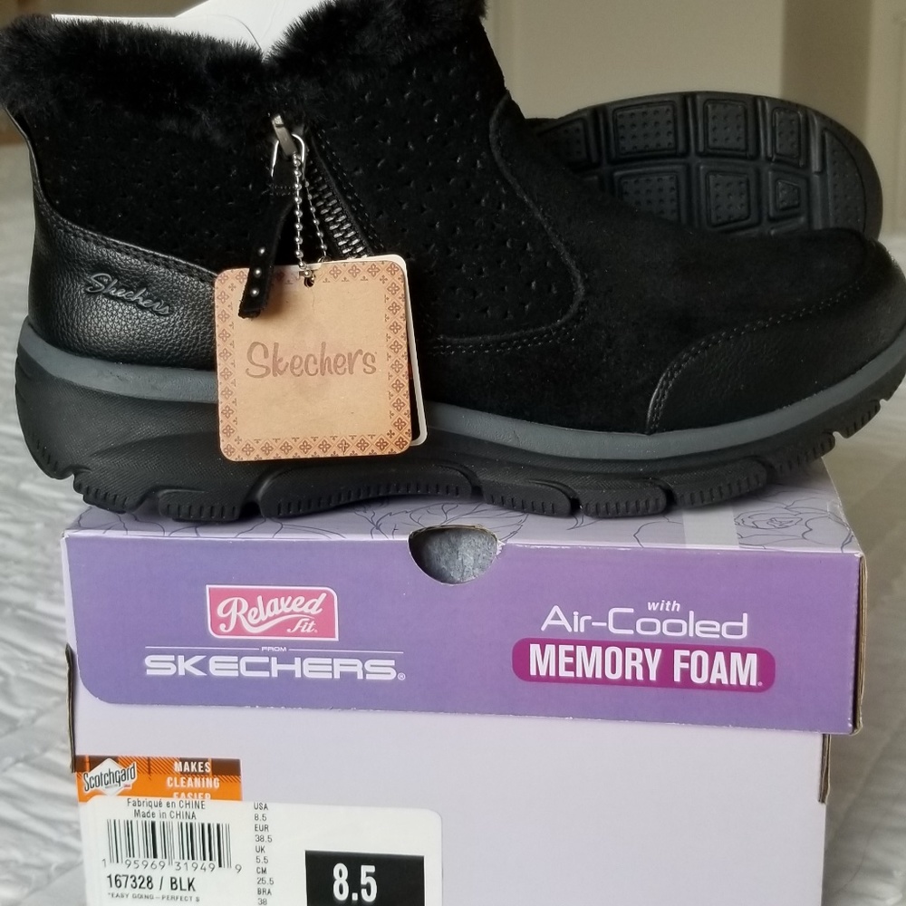 Skechers EASY GOING PERFECT SNUGGLE Womens Black 167328 Ankle Boots 8.5
